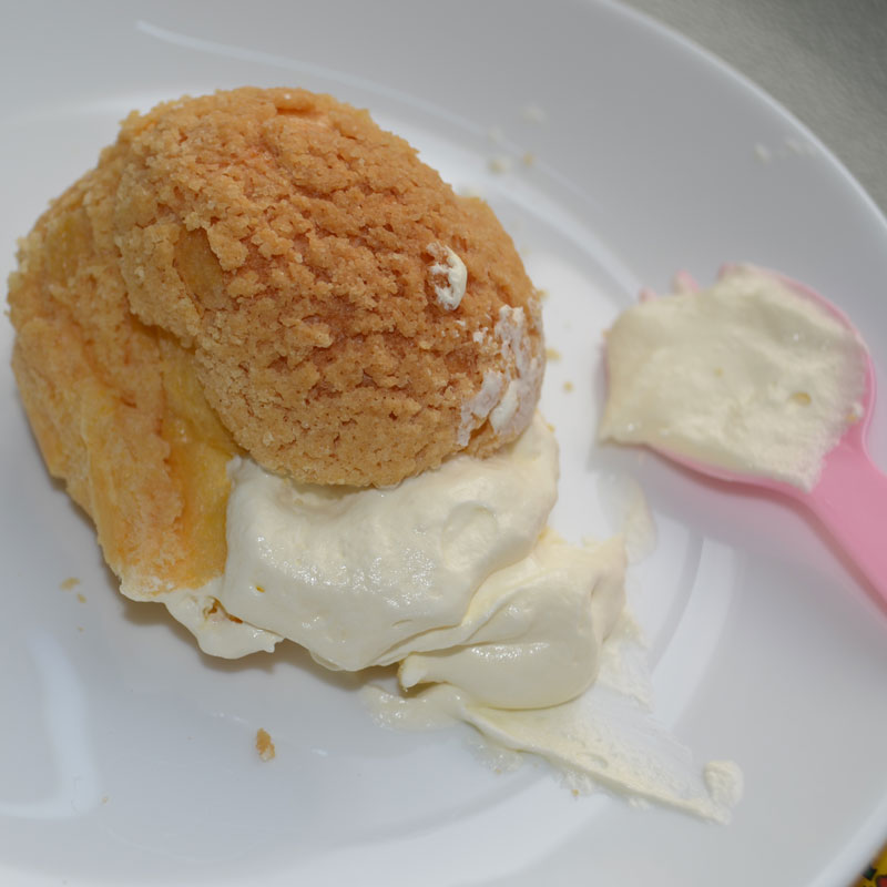 Десерт үчүн сүтсүз кремди кантип колдонсо болот?